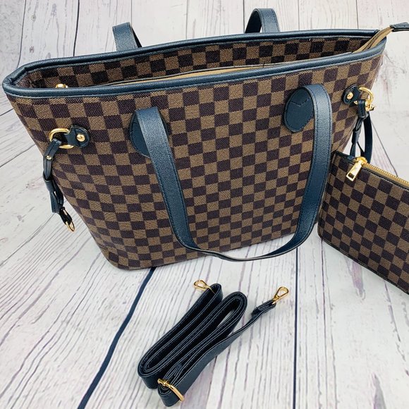 Handbags - Picture 4 of 5